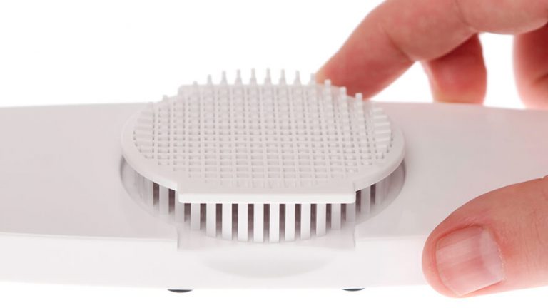 Prikaz razstavljanja mini čebulnika za lažje čiščenje.